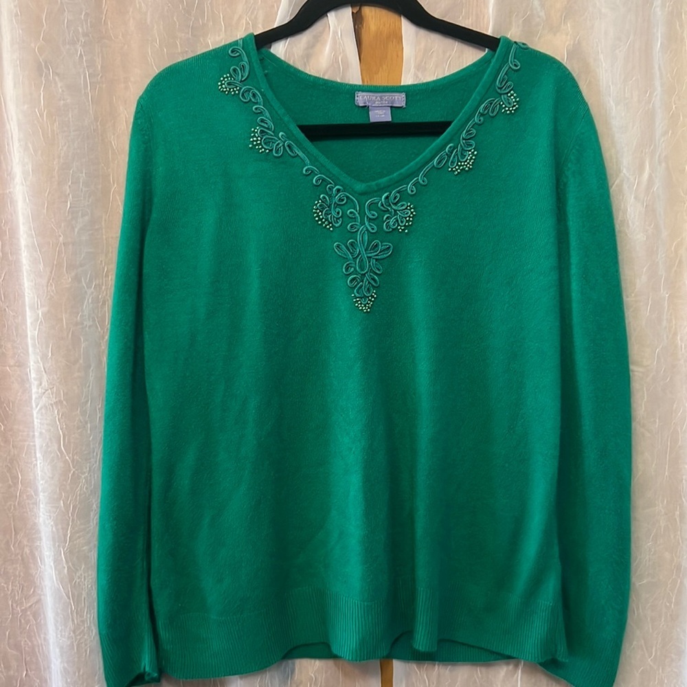 3/$20 petite green sweater size large